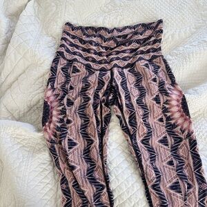 Wolven Black and Pink Tribal-Print High-Rise Leggings